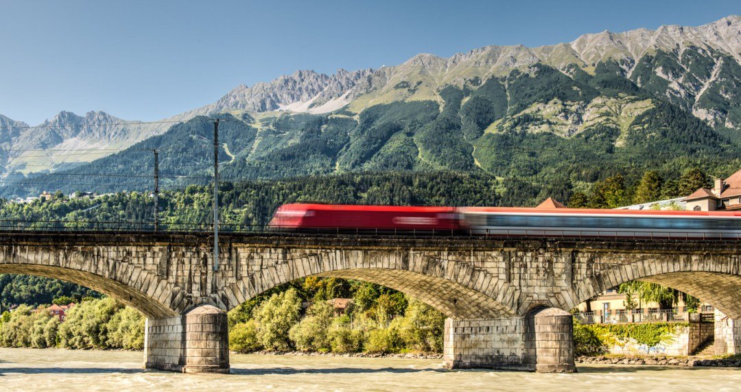 Eisenbahnbrücke